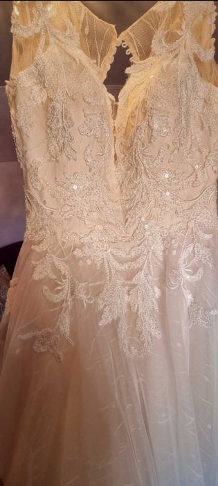 ROCHIE DE MIREASA - noua cu eticheta