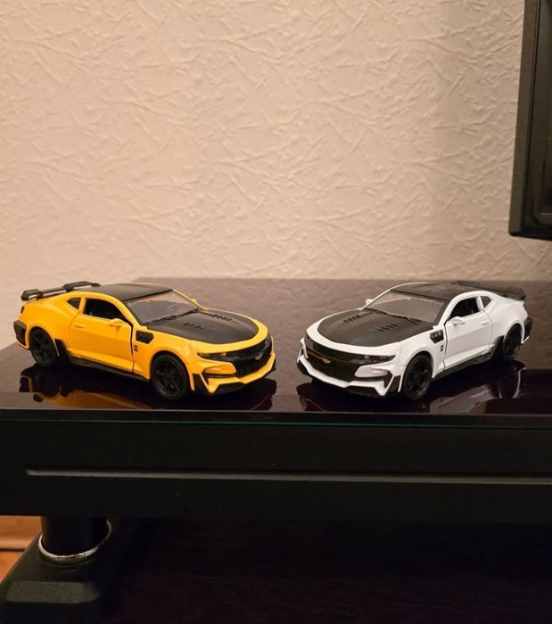 Продаются коллекционные машинки