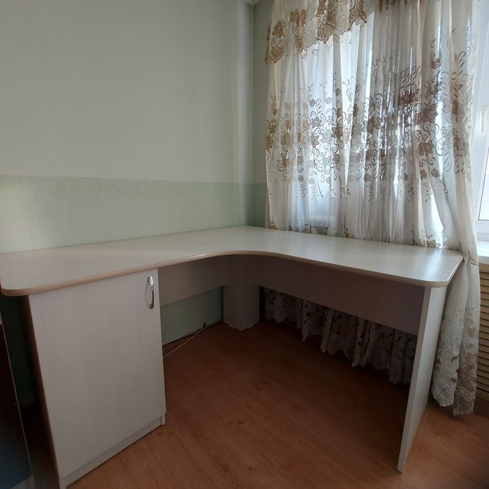 Рабочий стол, угловой