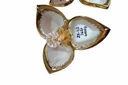 Луксозна порцеланова купа в златисто,с три гнезда за ядки.