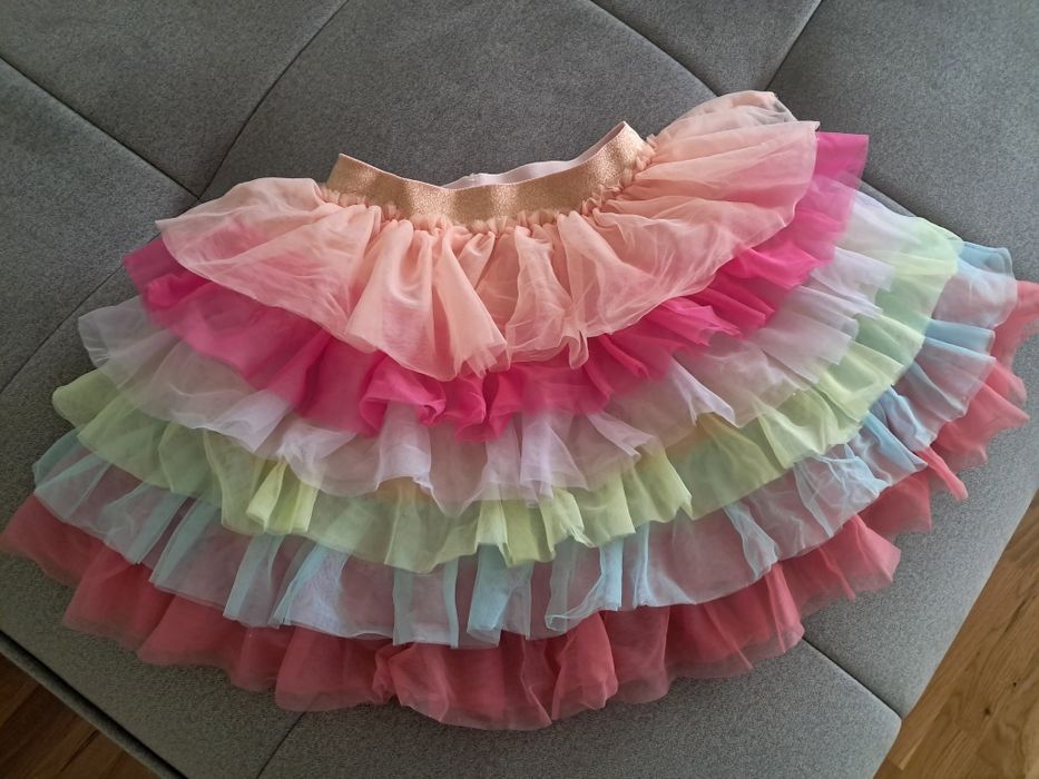 Next тюлена поличка + подарък 2 блузки, 128см