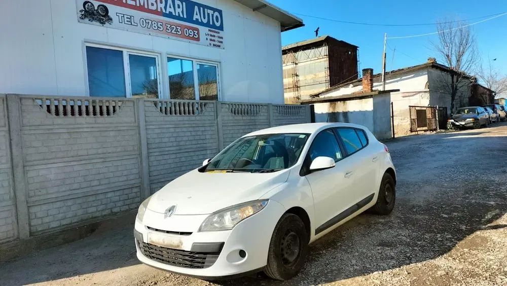 Usa dreapta fata/Usa stanga spate/Aripa fata dreapta Renault megane 3 hatchback