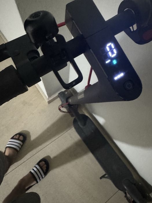 Trotinetă electrică xiaomi pro ca nouă