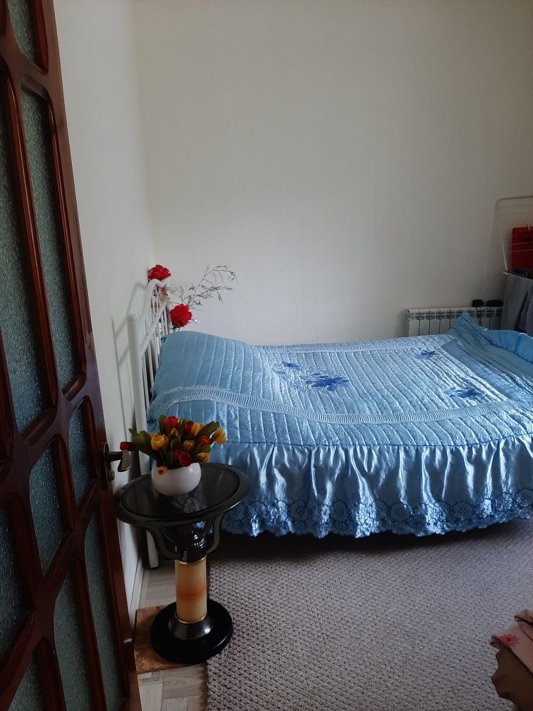 Продам квартиру 2 комнатную .53 кв.м
