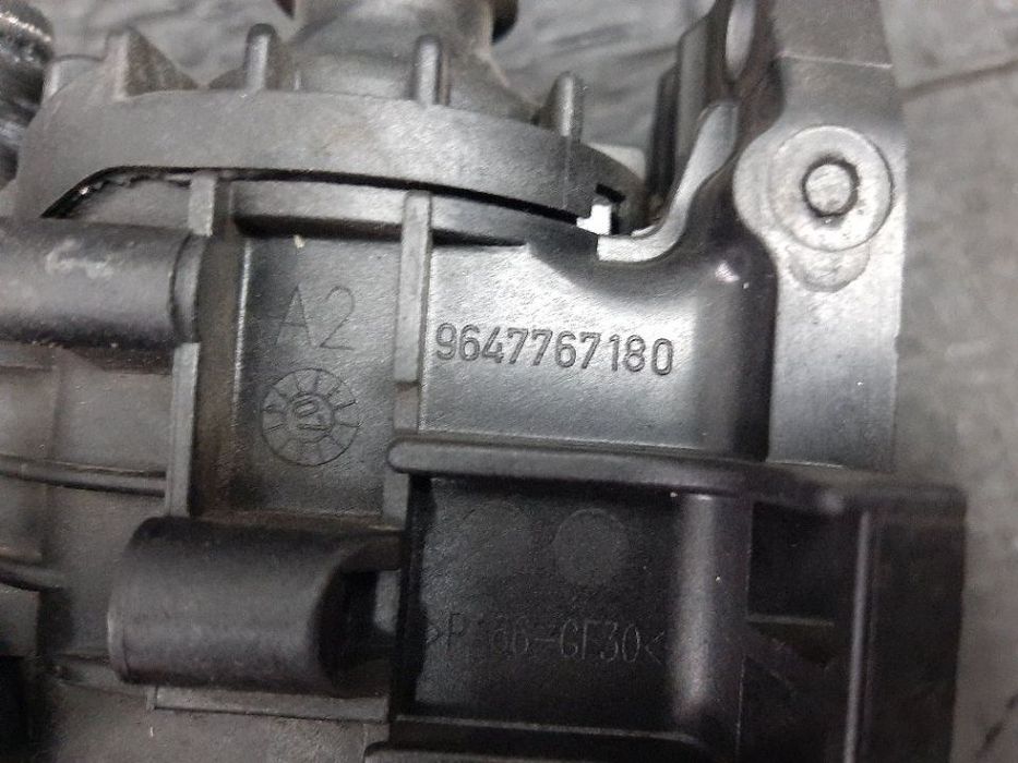 corp carcasa termostat 1.6 tdci ford fiesta 6 ford focus 2 9647767180