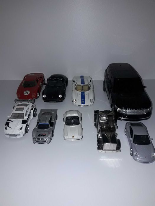 vand/schimb machete masini metalice