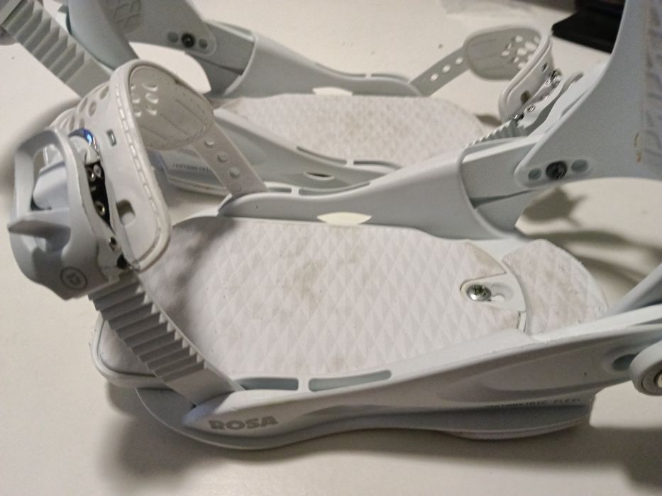 Union Rosa M snowboard bindings дамски апарати сноуборд Юниън