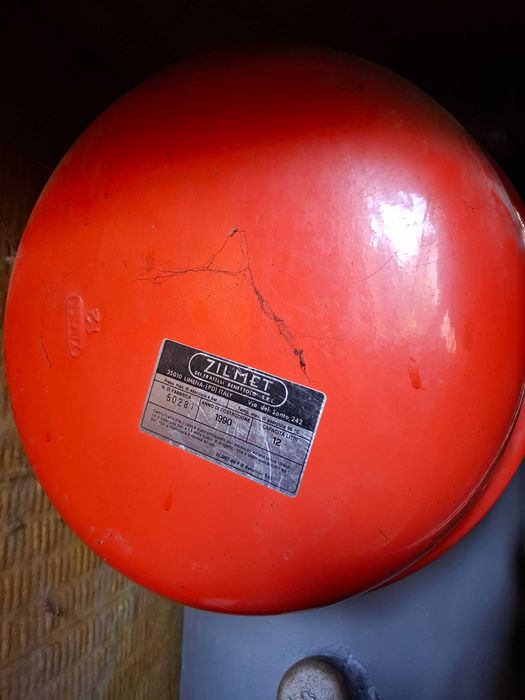 Котел на нафта с горелка