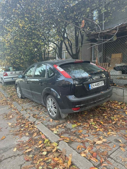 Продавам кола Форд фокус 2005 година