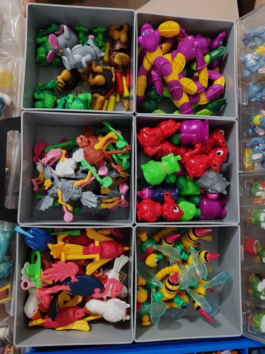 Figurine Kinder Fererro bpz-uri 364 piesel