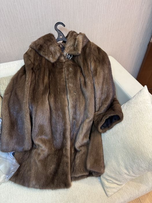 Шуба норковая чуть выше колен