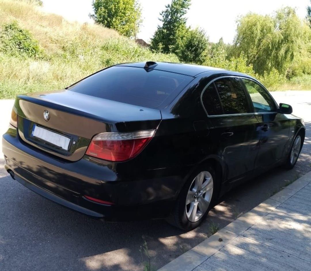 Mașină BMW 520D Facelift