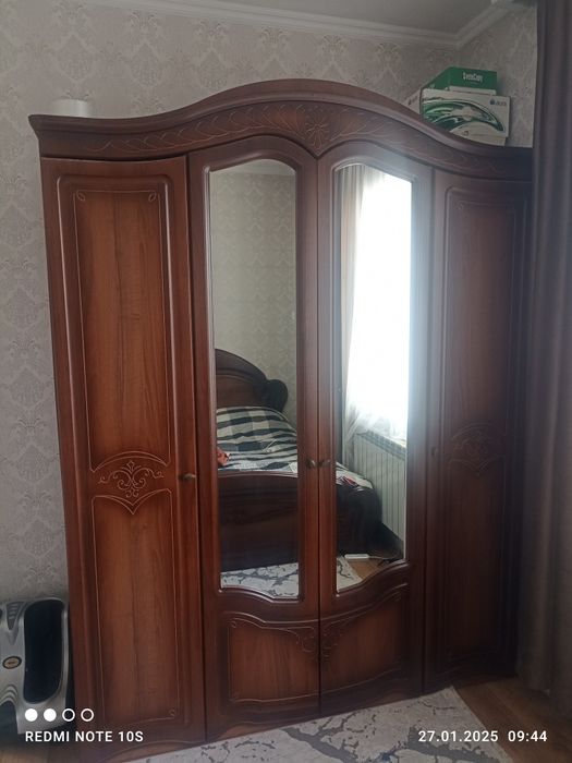 Спальный гарнитур