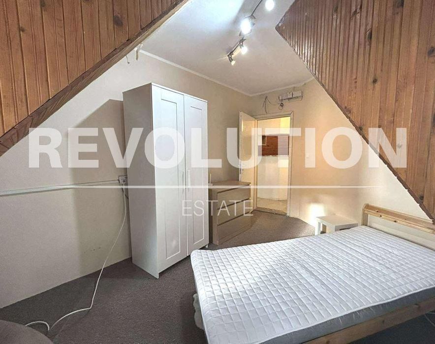 Дава се под наем Тристаен апартамент в Варна, Червен площад - 50 кв.м за 375 € - Снимка #3