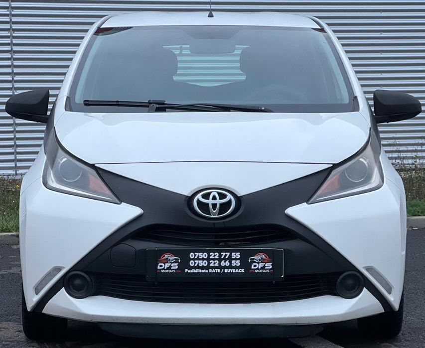 Vand Toyota Aygo 1.0 VVT-i * LED * fabricatie 2016 impecabila urgent
