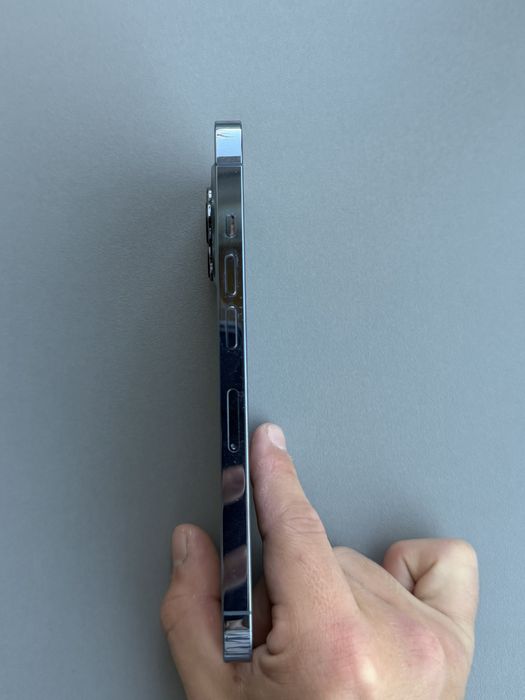 Iphone 13 pro - 256gb - 100% baterie - impecabil