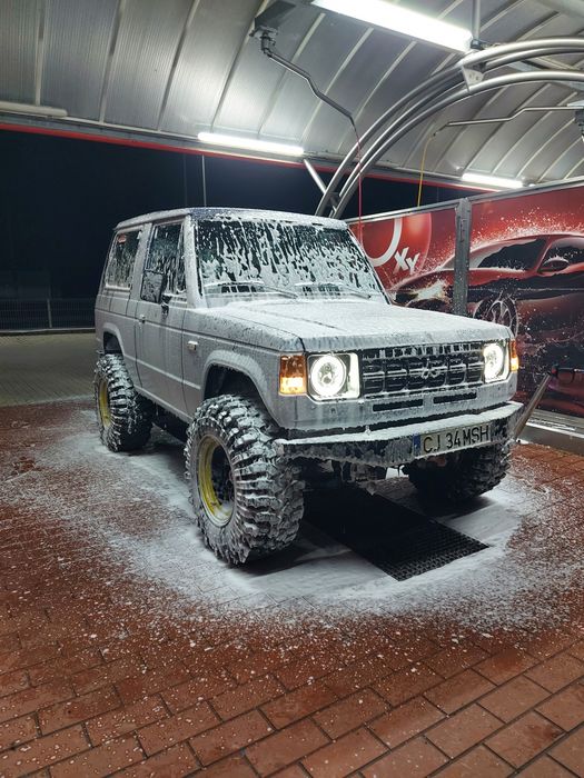 Vând mitsubishi pajero mk1