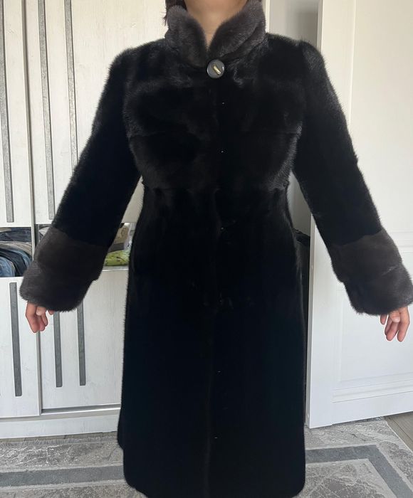 Продам норковую  шубу