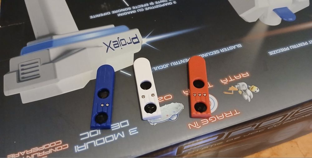 Consola de jocuri cu proiector si 2 blastere , Laser X , ProjeX