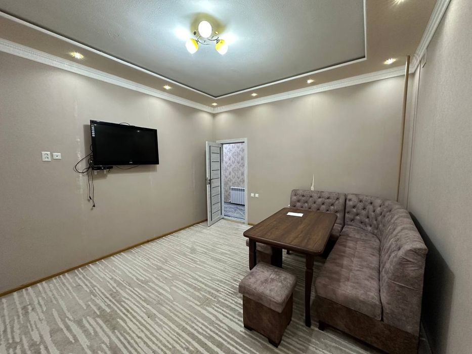 Зудлик билан сотилади 2 хона 5 этаж 50м²  ул Титова ор техногазоил