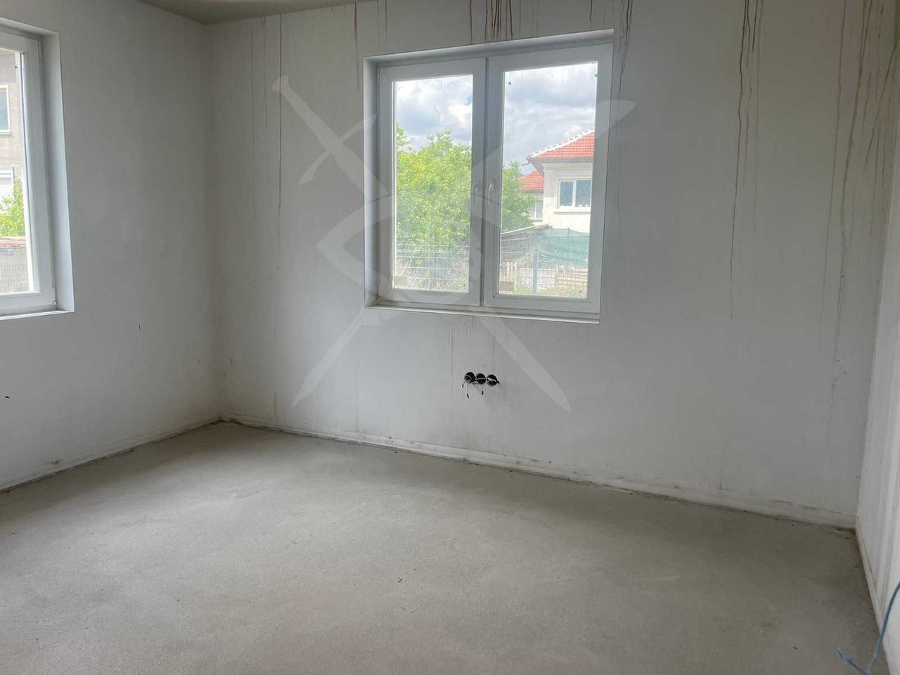 Продава се Къща в с. Крумово, Област Пловдив - 500 кв.м за 530 €/кв.м - Снимка #1