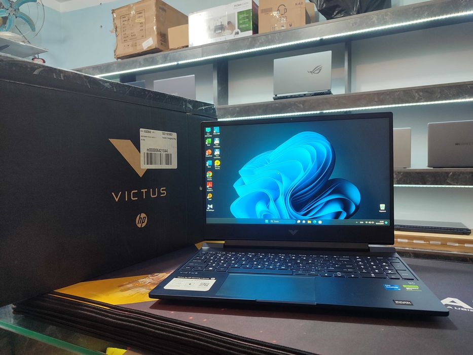 Мощный игравой ноутбук HP Victus Intel Core i5-13420H RTX3050(6GB)
