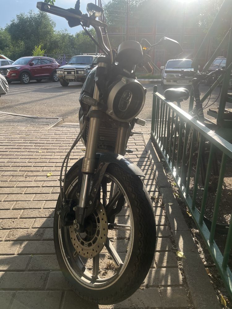 Super soco TC мотоцикл