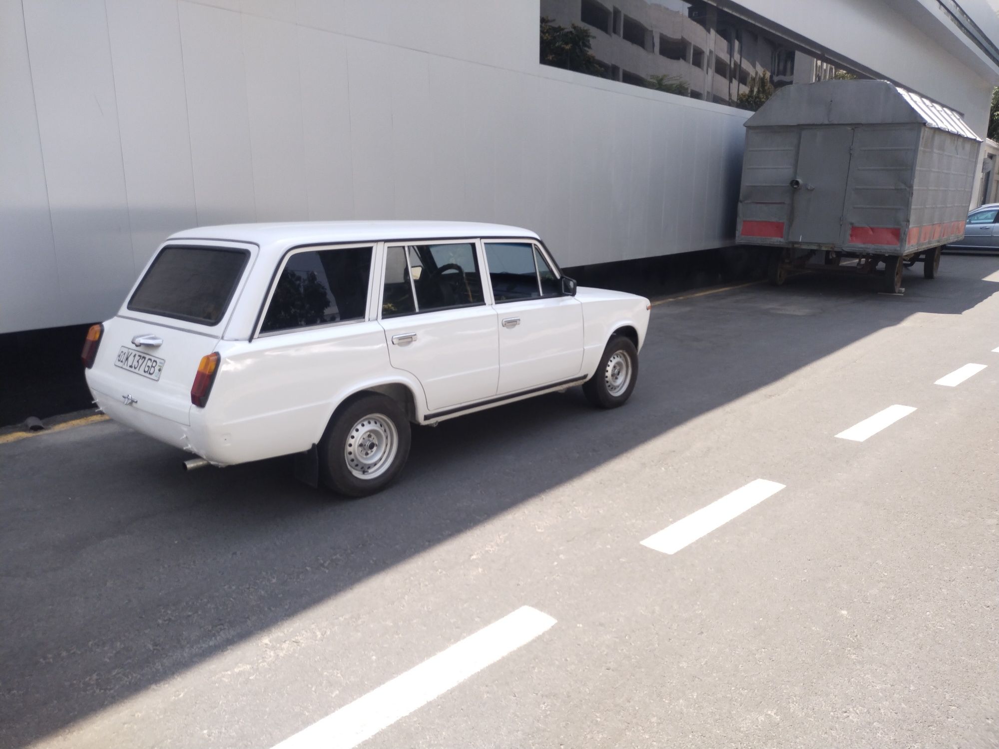 Sotiladi.VAZ-2102 Gaz va benzin, xamma hujjatlari joyida