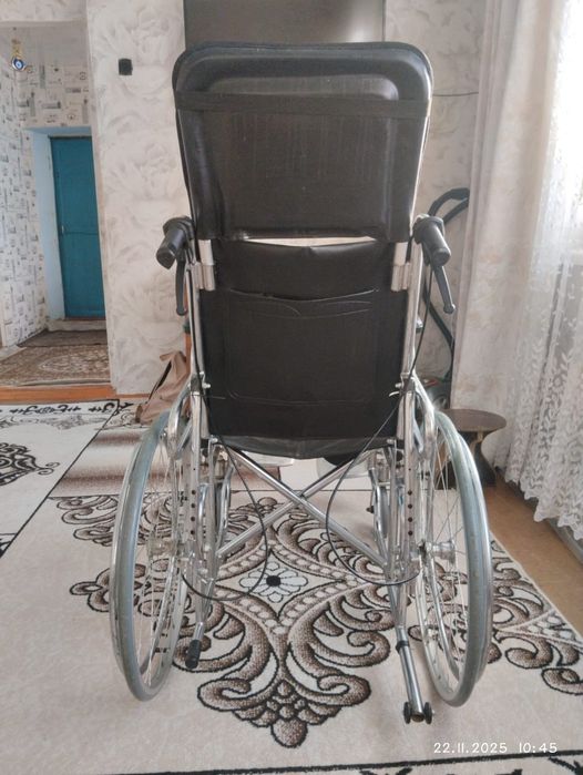 Продам инвалидную коляску трансформер