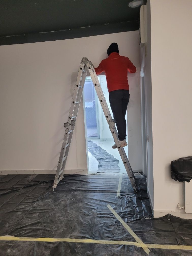 Zugrav Faiantar Reparatii Interioare si Exterioare Renovari Amenajari