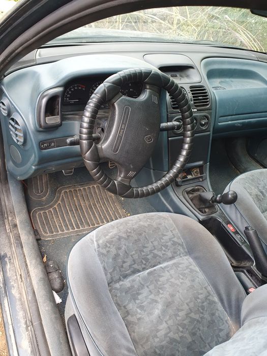 Рено Лагуна 1.8 Renault Laguna 1.8 на части