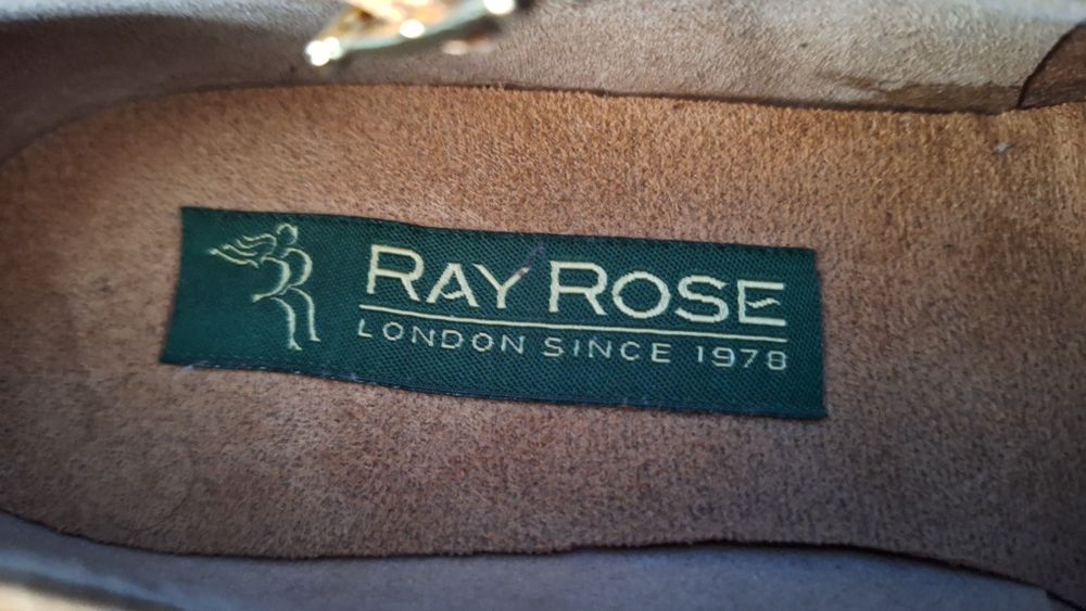 Обувки за спортни танци