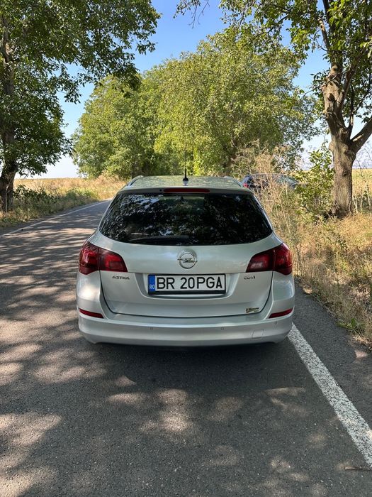 Opel astra j 1.7