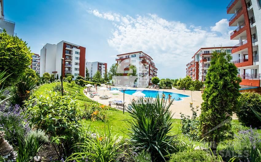 Продава се Двустаен апартамент в к.к. Елените - 77 кв.м за 1516 €/кв.м - Снимка #7