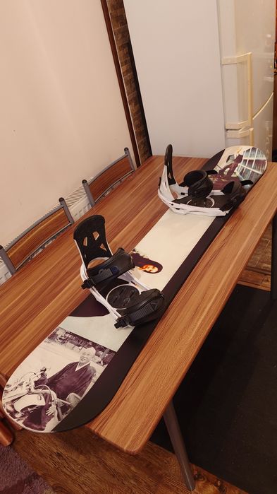 Placa Snowboard Nitro Gullwing 156w cm cu Legaturi Santa Cruz L