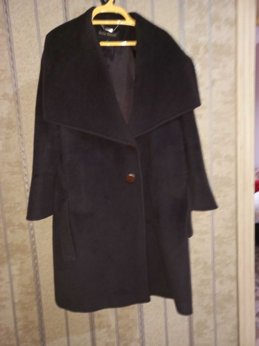 Пальто,куртка зимняя и пиджак