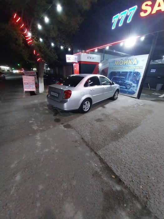 Laseti  sotiladi