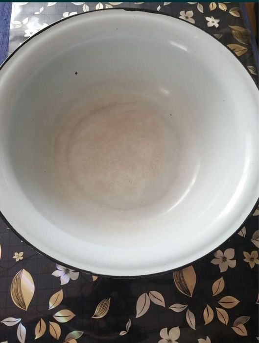 Тазы большие вместимые