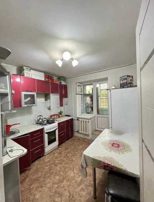 2комн. 8мкр - Жубанова., хороший ремонт