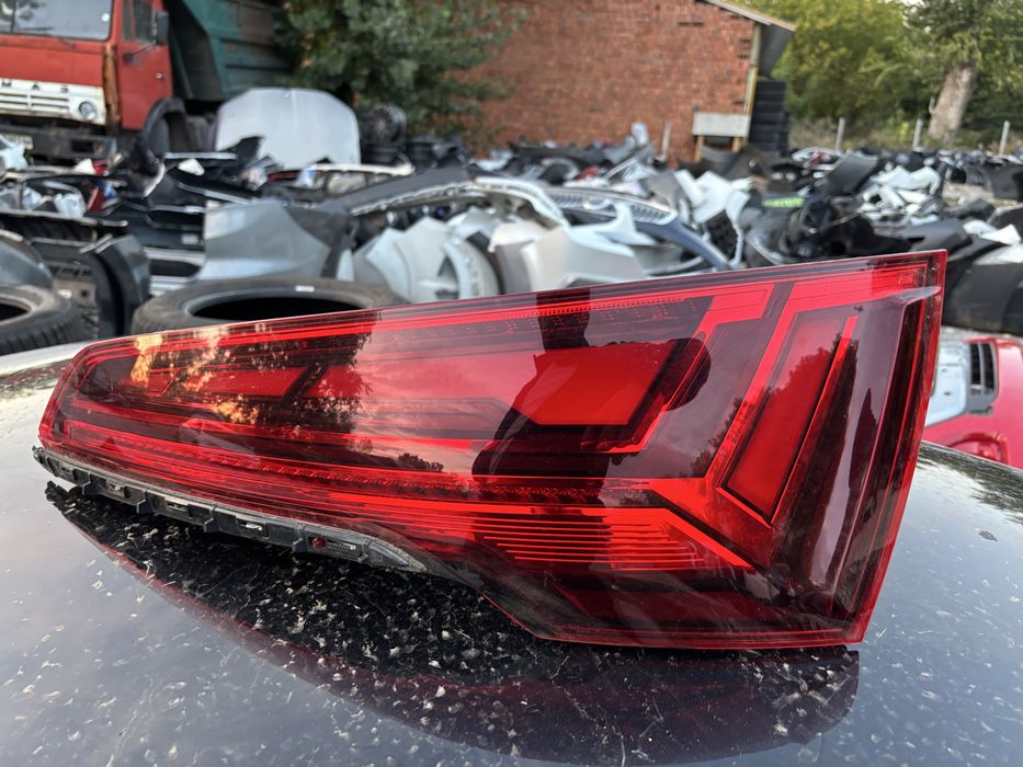 Стоп Audi Q5