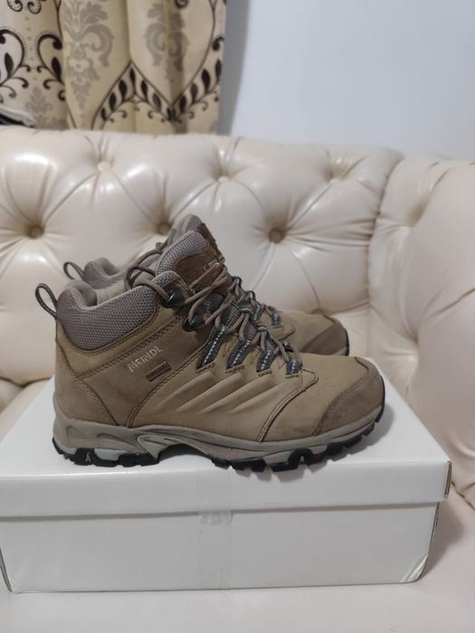 Bocanci/Ghete MEINDL, damă, copii,piele,goretex ,munte