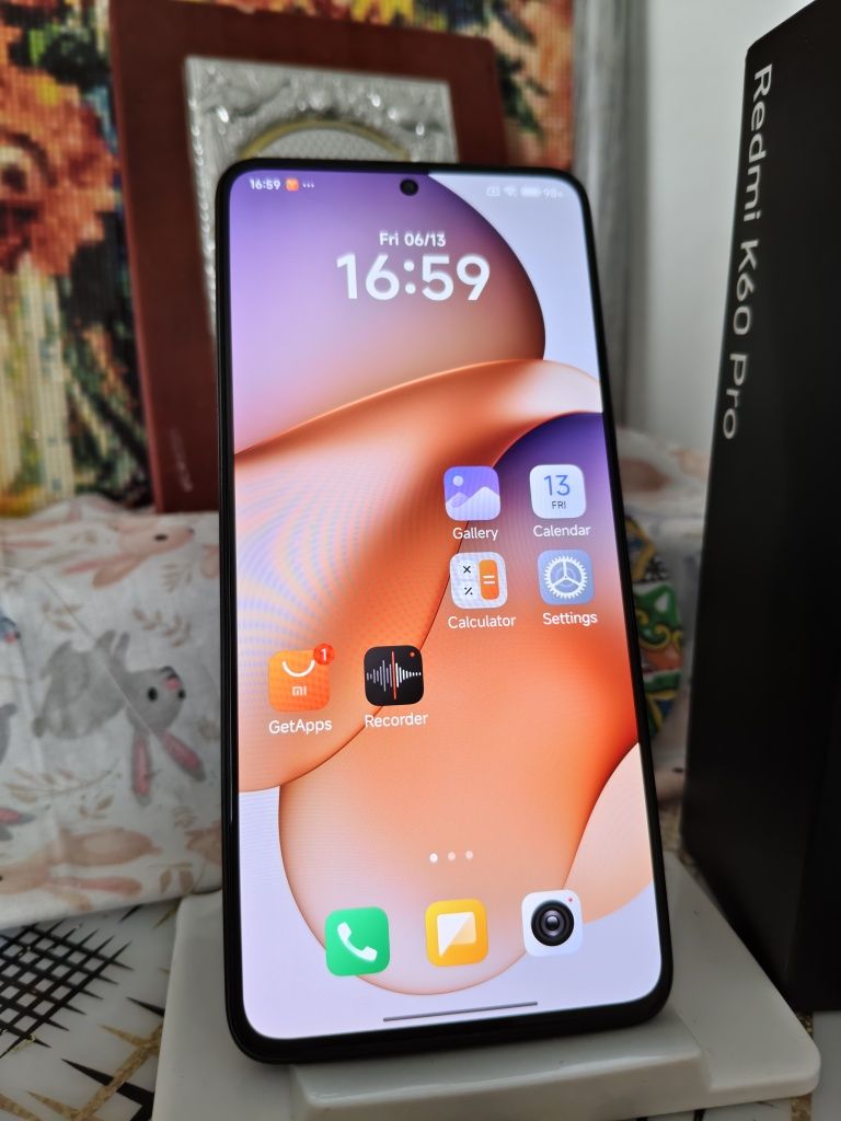 Ocazie! Xiaomi Redmi K60 Pro în stare foarte bună