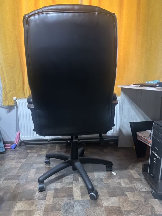 Офис стол