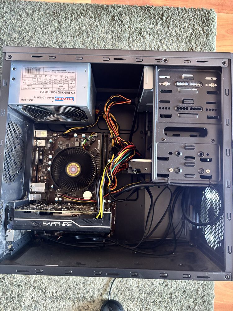 Calaculator/PC Gaming• i5-6th Gen• 16Gb ram• placa video 4gb
