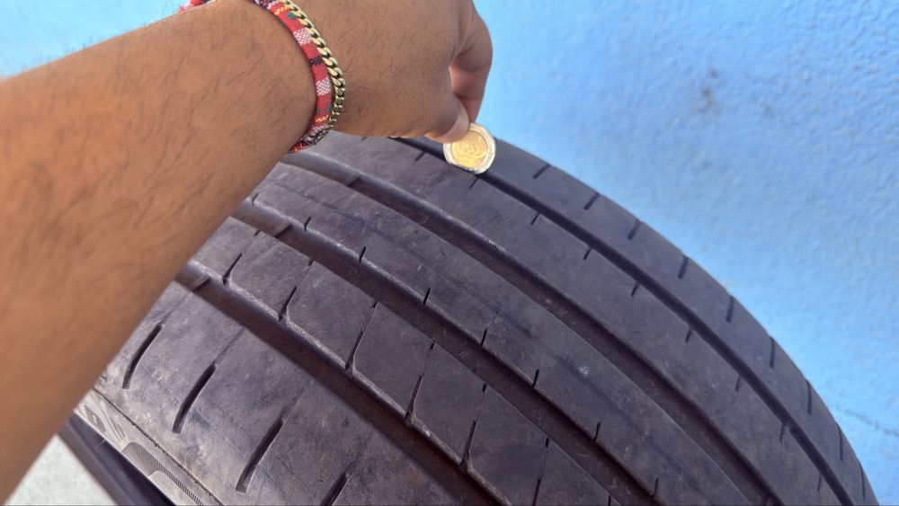Автомобилни гуми Goodyea 245/40R19 Eagle F1