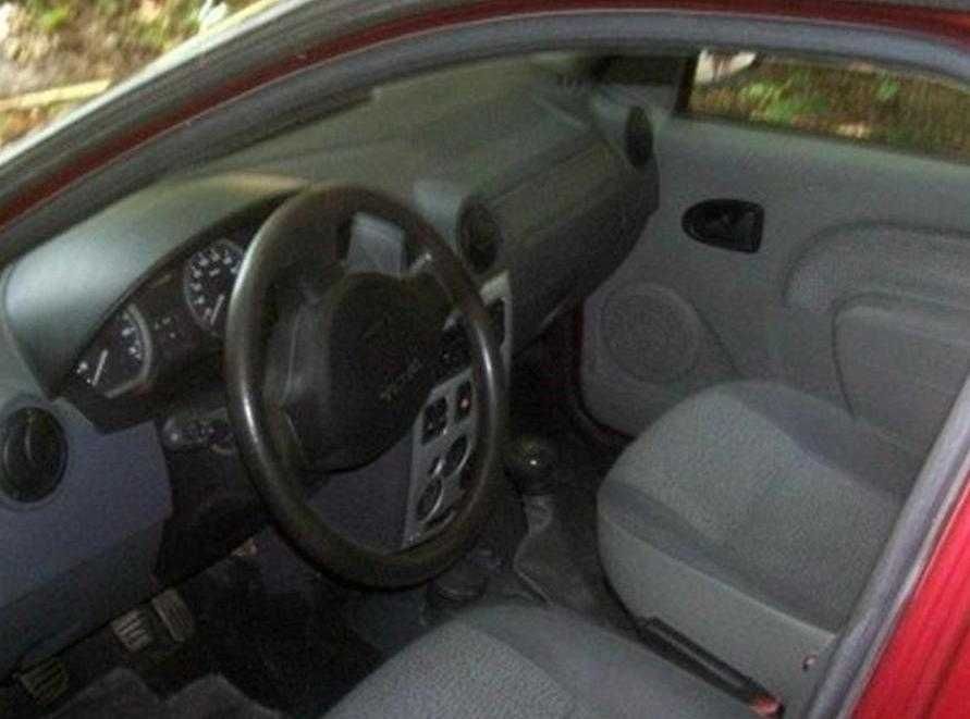 Dacia Logan 1.6 Ambition, 2005