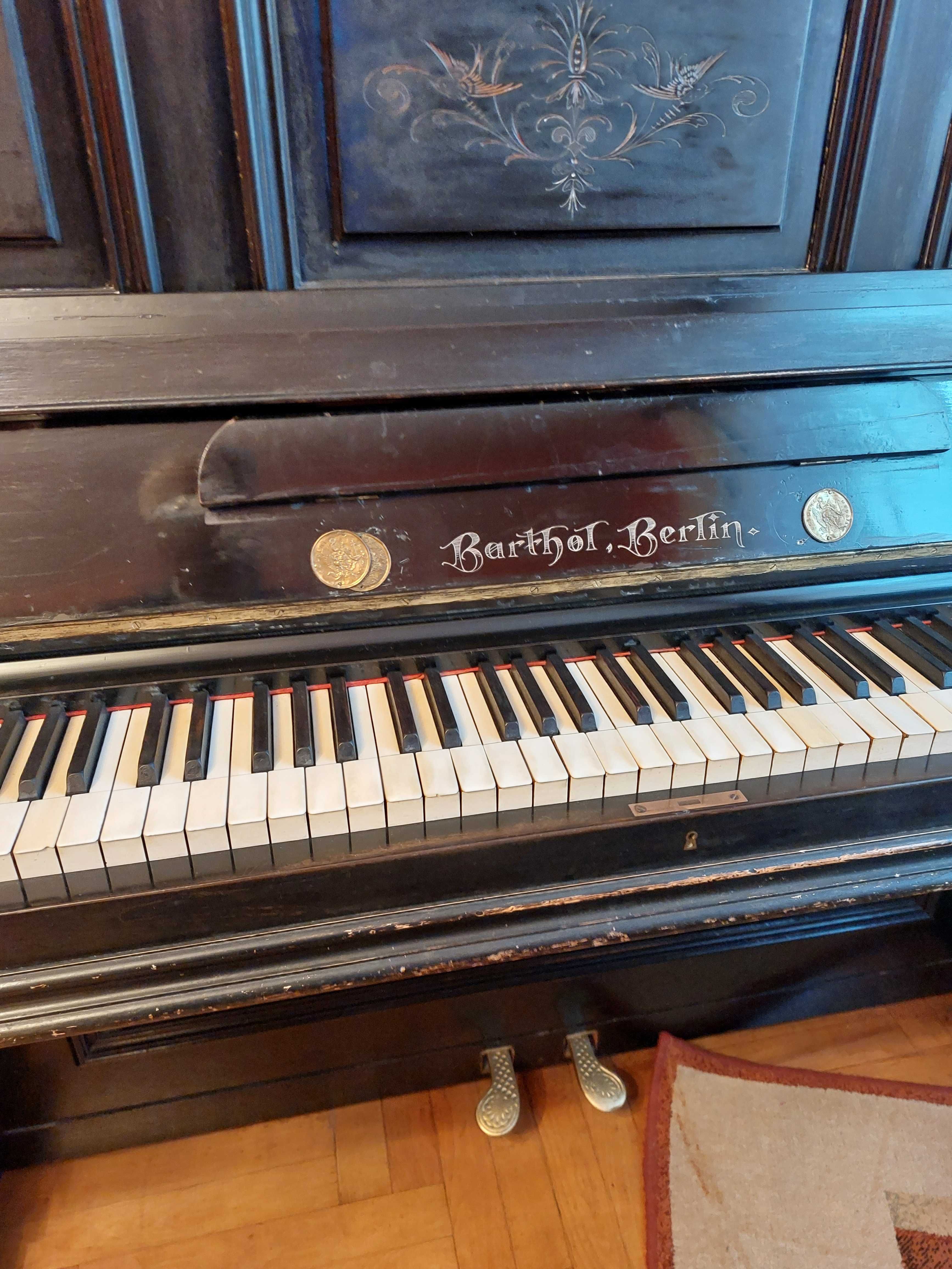 Pianina Barthot Berlin