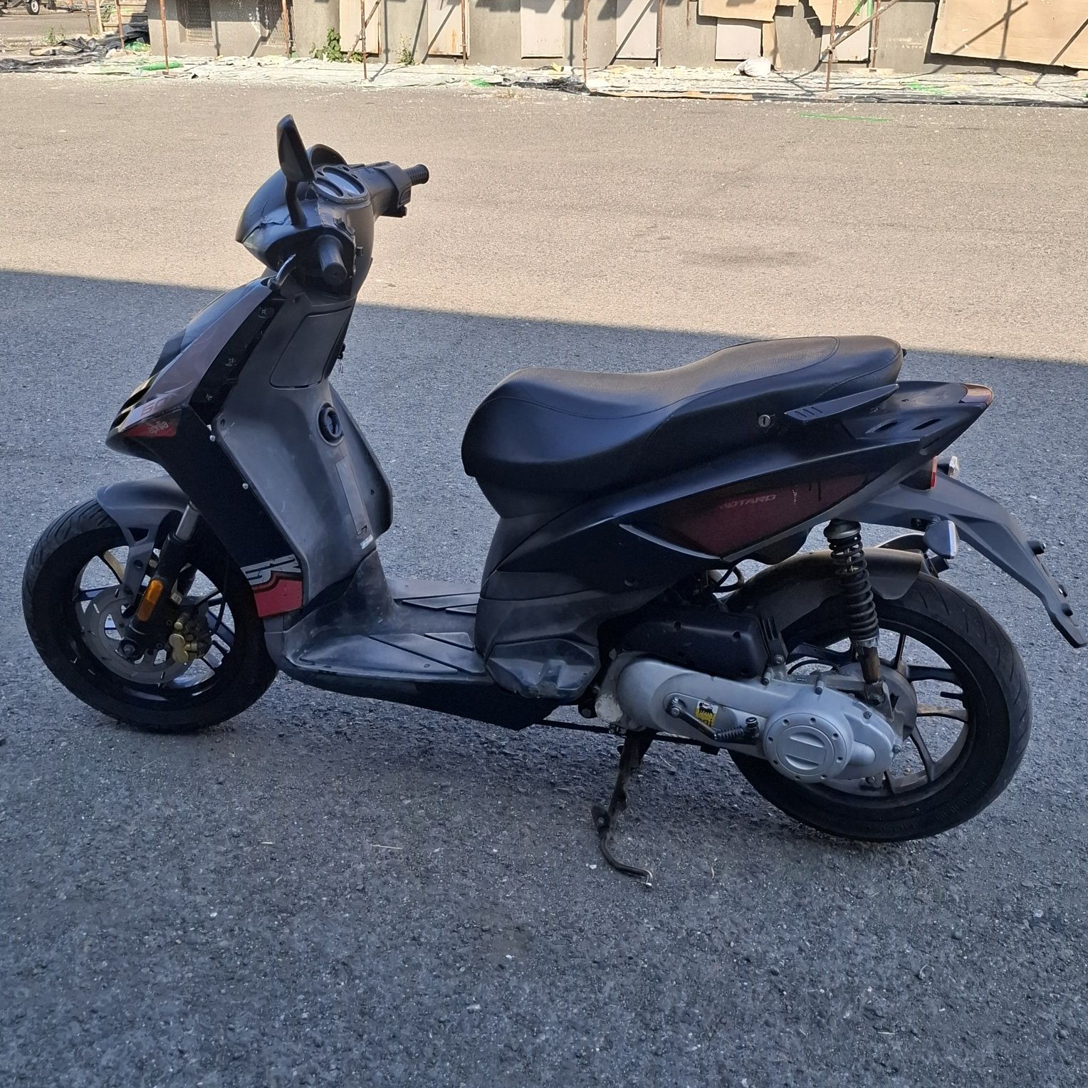 Aprilia sr 50 2015