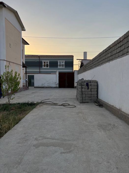 Квартера Арендага берилади ишлаб чикариш килса хам болади