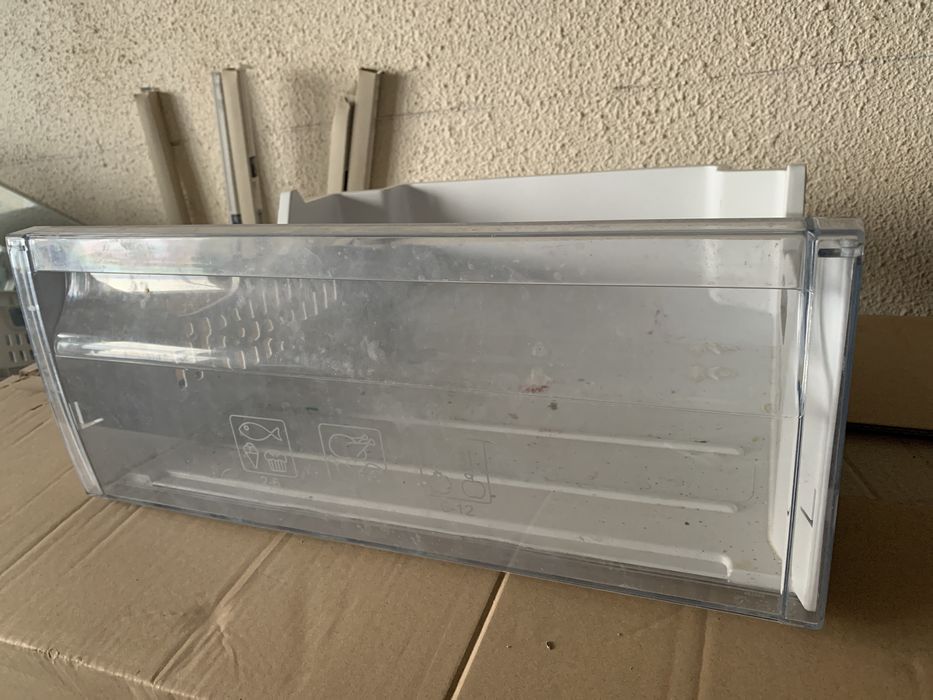 Sertar frigider congelator arctic beko 47x19x40 fara sparturi fisuri